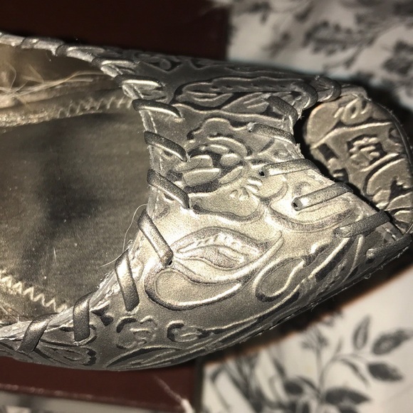 Antonio Melani Tuscany Heels - Picture 6 of 8